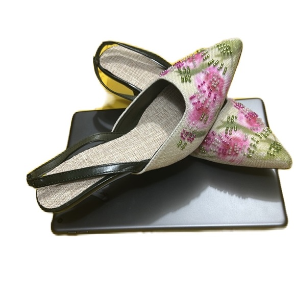 Women’s Canvas Embellishment Canvas Slingback Pump Size 7 - Picture 1 of 5